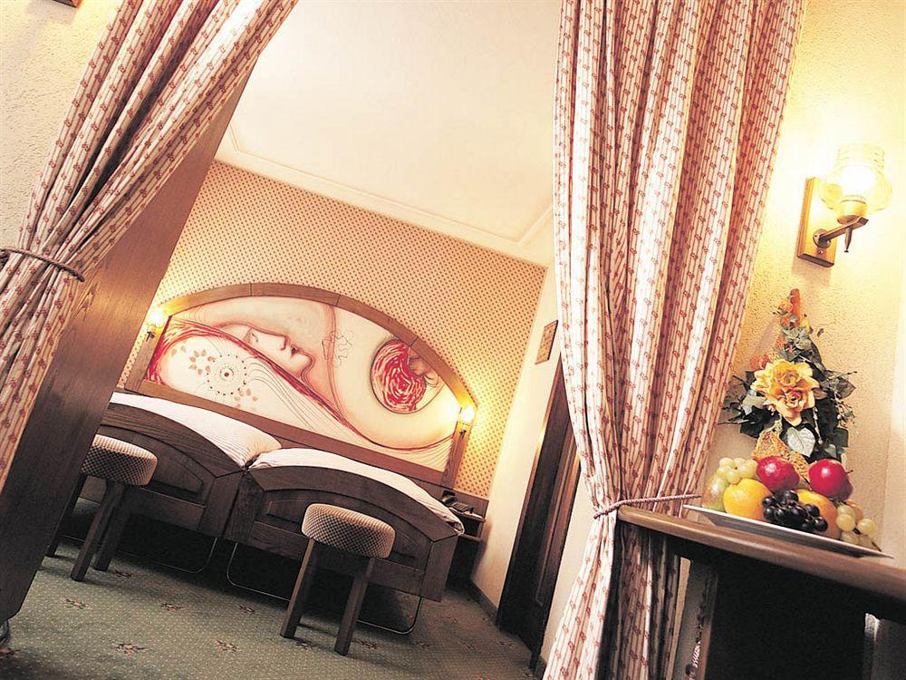 Adaastra Boutique Hotel Brigue Extérieur photo