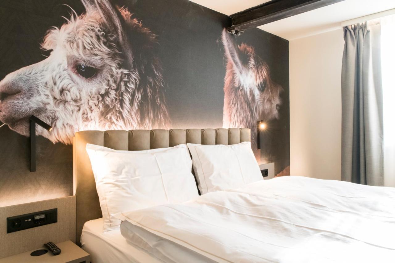 Adaastra Boutique Hotel Brigue Extérieur photo
