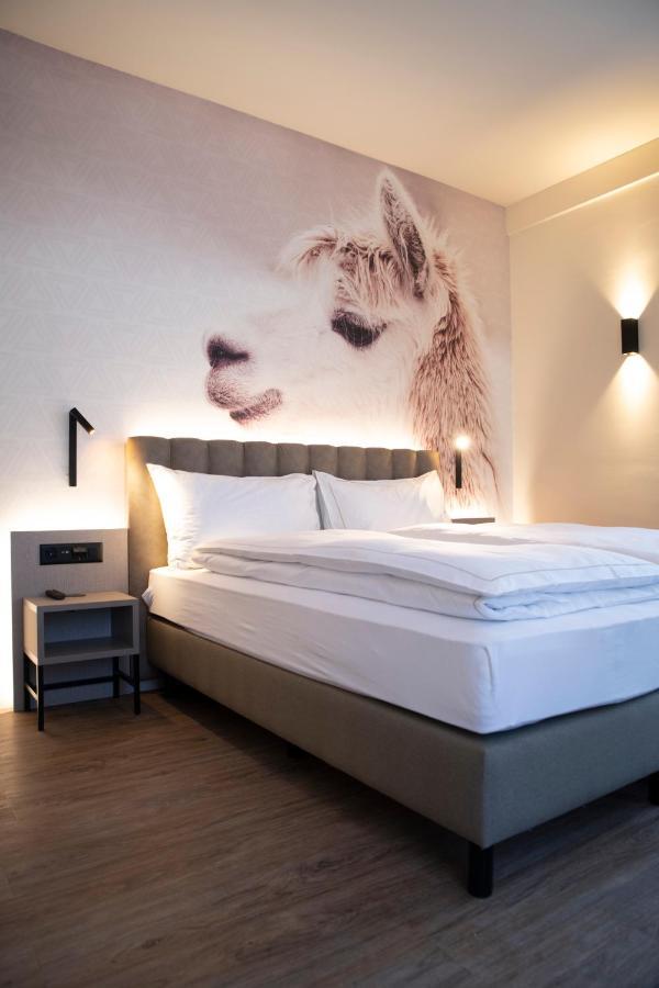 Adaastra Boutique Hotel Brigue Extérieur photo