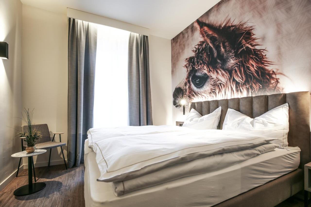 Adaastra Boutique Hotel Brigue Extérieur photo